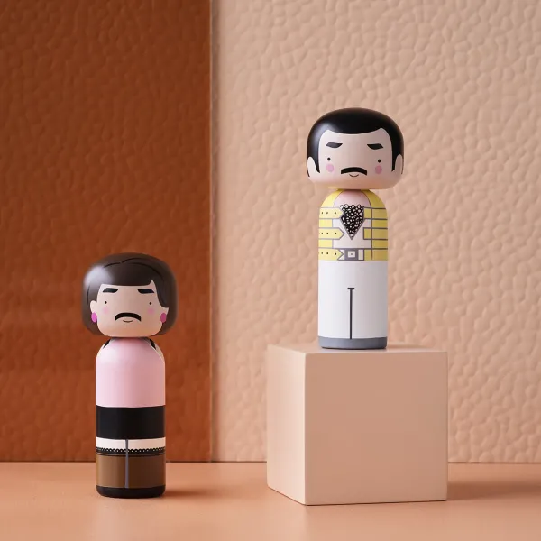 Figurine En Bois Kokeshi Sketch.Inc Freddie - I Want To Break Free - 14.5 Cm-Lucie Kaas Outlet